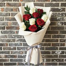 Букет цветов из:  Розы #REPLACE_PRED# Ерик