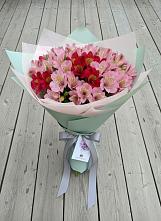 Букет цветов из:  Альстромерии в Ерик