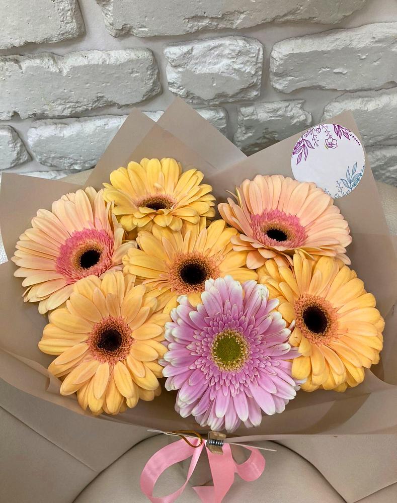 Букет цветов из: Герберы в Ерик