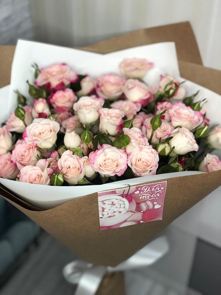 Букет цветов из: Розы в Ерик