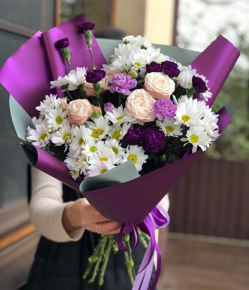 Букет цветов из: Хризантемы, Гвоздики и Розы в Ерик