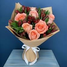 Букет цветов из:  Розы и Альстромерии #REPLACE_PRED# Ерик