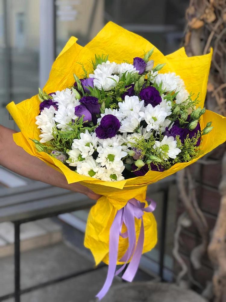 Букет цветов из: Ирисы, Хризантемы и Ромашки в Ерик