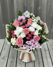 Букет цветов из:  Альстромерии, Гвоздики, Розы и Хризантемы в Ерик