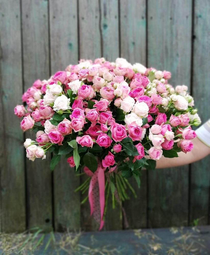 Букет Розовые кустовые розы Натали и Лав Лидия в Ерик