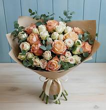 Букет цветов из:  Альстромерии и Розы в Ерик