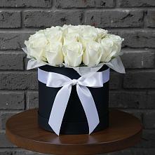 Цветочная композиция из Розы в шляпной коробке в Ерик