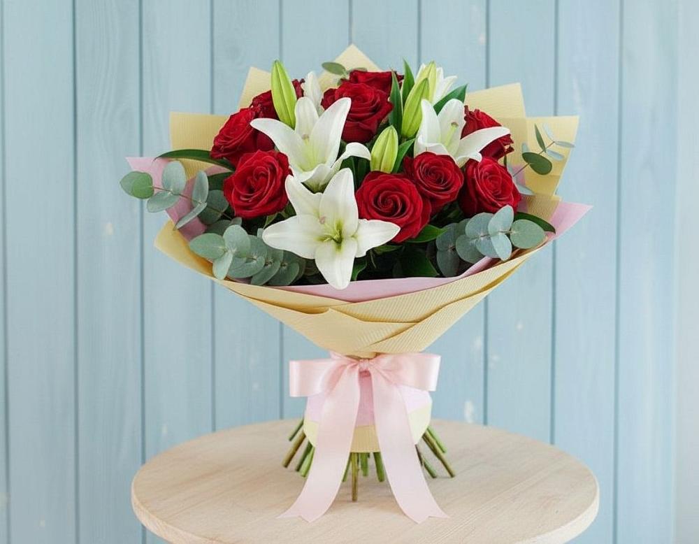 Букет цветов из: Лилии и Розы в Ерик